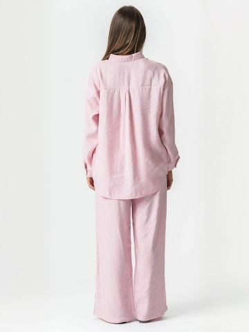TEESHOPPEN - Camisa ' Mia ' em rosa