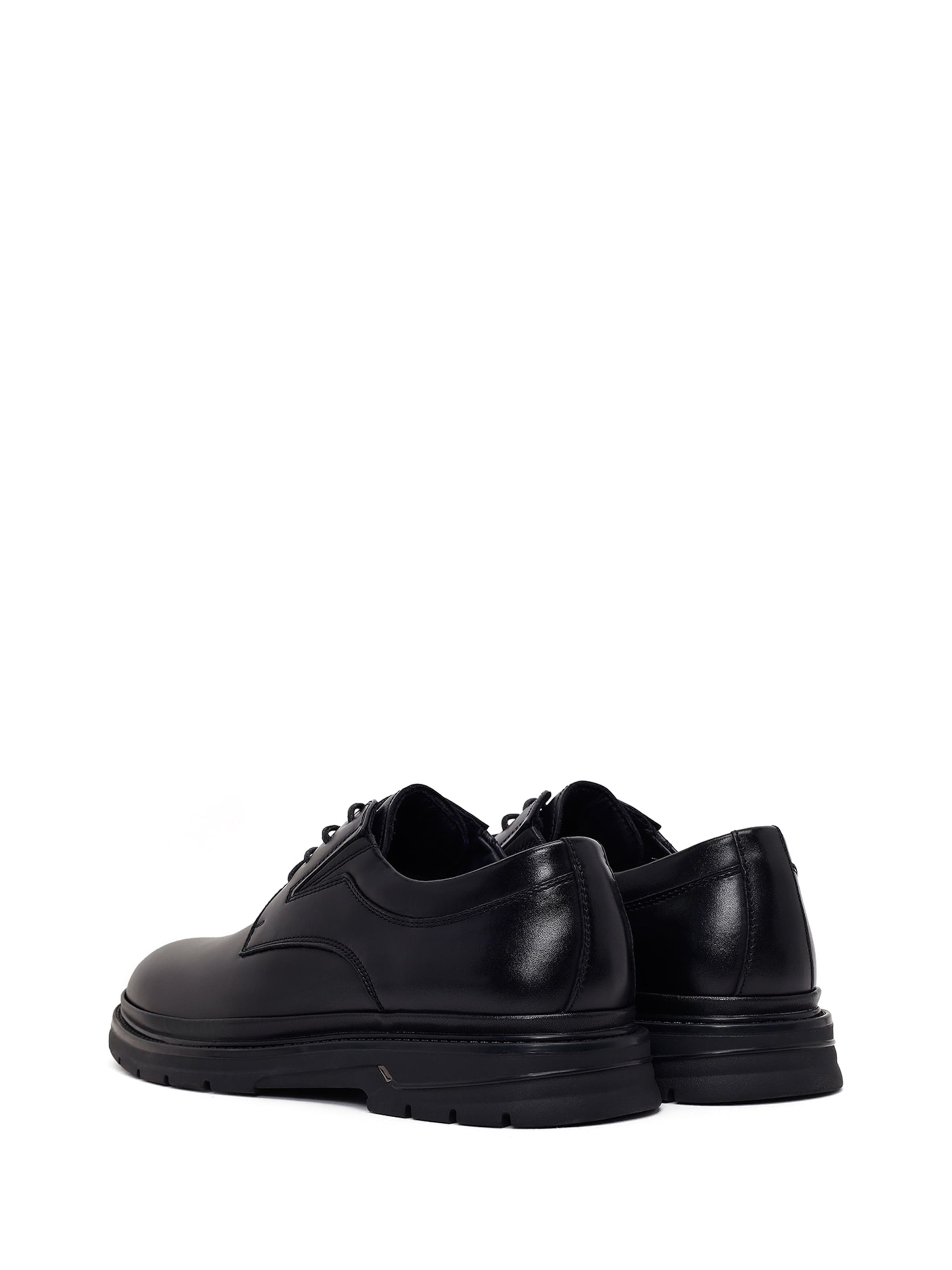 Derimod Buty sznurowane w kolorze czarny