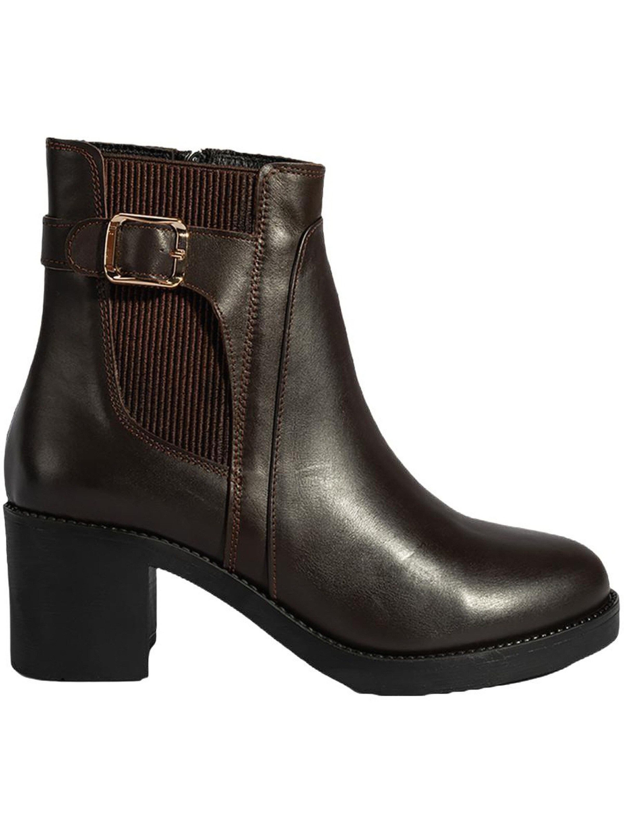 Desa Boots in Brown