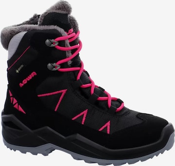 LOWA Boots in Zwart: voorkant