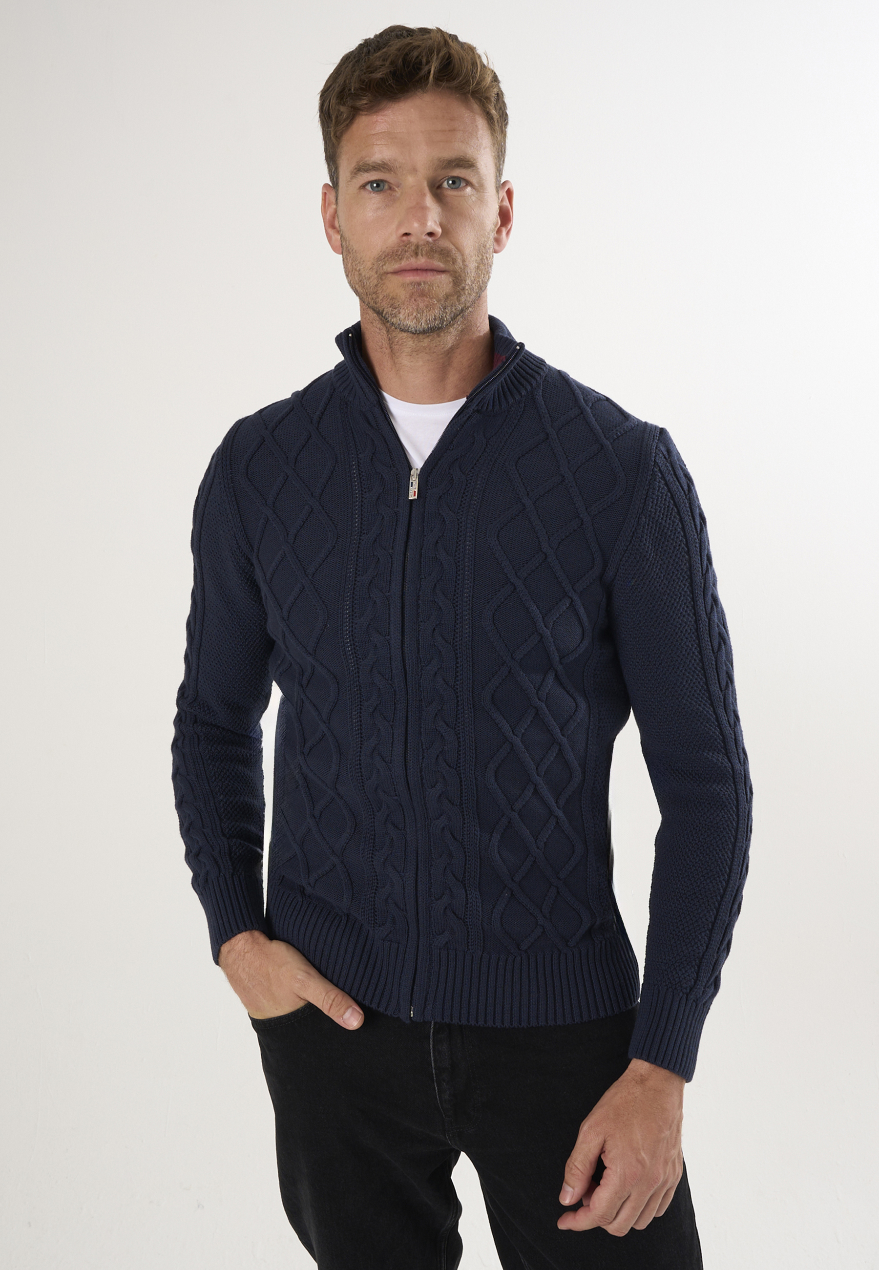 Felix Hardy Knit cardigan in Blue: front
