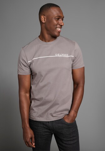 DELMAO T-Shirt 'DELMAO ' in Grau: Vorderseite