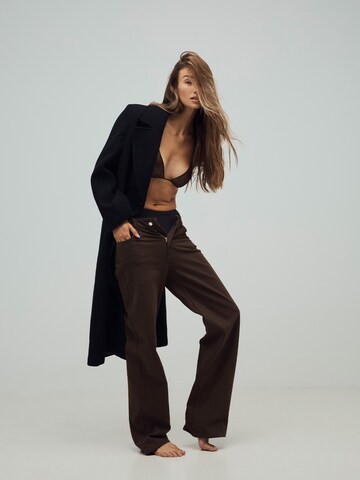 RÆRE by Lorena Rae Mantel in Schwarz