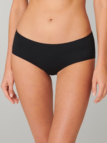 SCHIESSER Boyshorts 'Invisible Soft' in Black: front