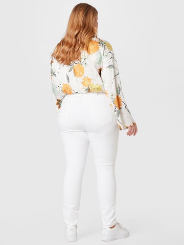 Coupe slim Jean River Island Plus en blanc