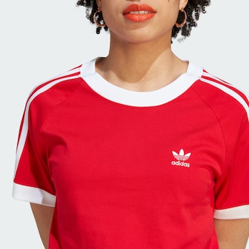 ADIDAS ORIGINALS - Camiseta 'Adicolor Classics' en rojo