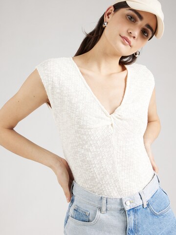 T-shirt 'RUTH' VILA en beige