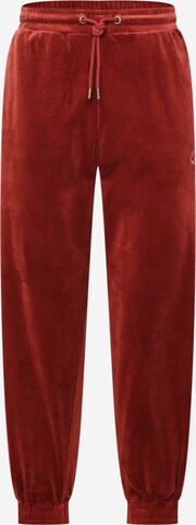 Karl Kani Tapered Broek 'Small Signature Velvet' in Rood: voorkant