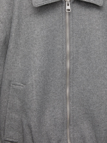 Veste mi-saison Pull&Bear en gris