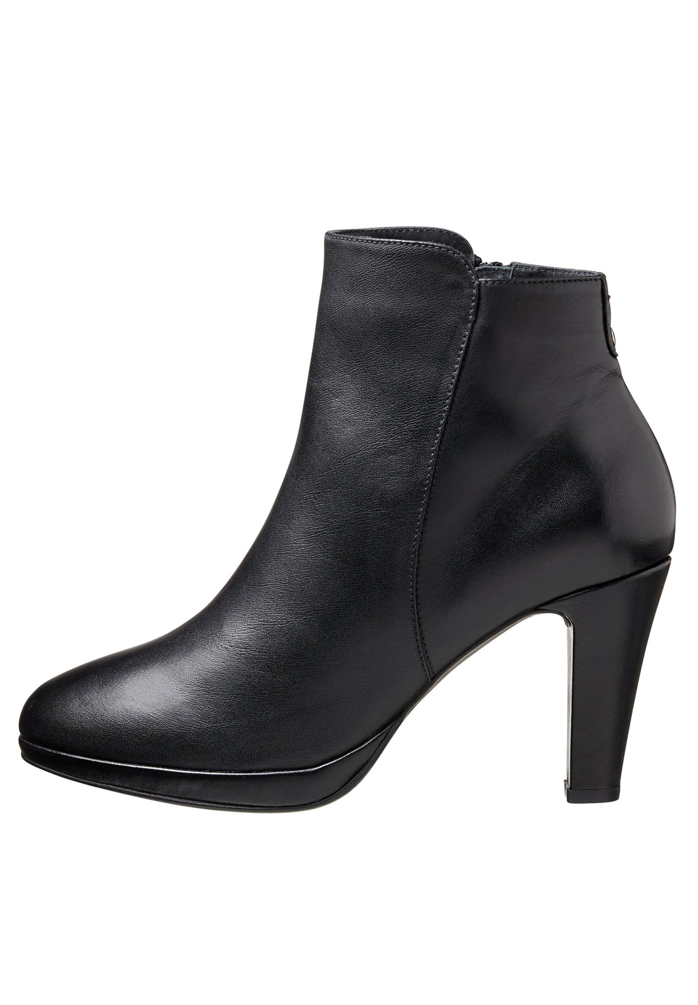 LLOYD Ankle Boots in 41 in Black, Item view