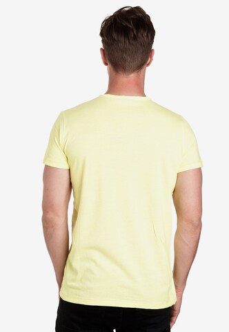 Rusty Neal T-Shirt in Gelb