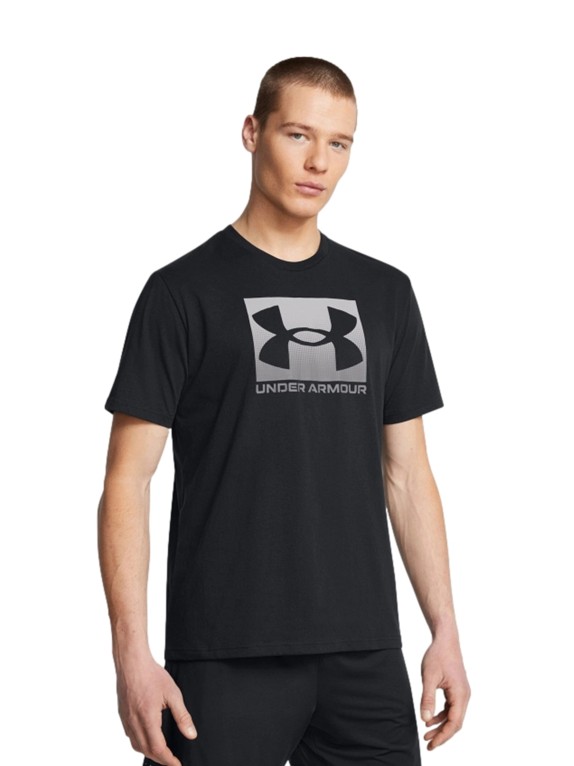 T-Shirt 'Boxed' UNDER ARMOUR en noir : devant
