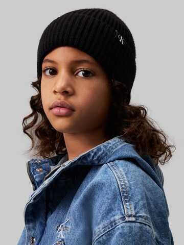 Calvin Klein Jeans Beanie in Black: front