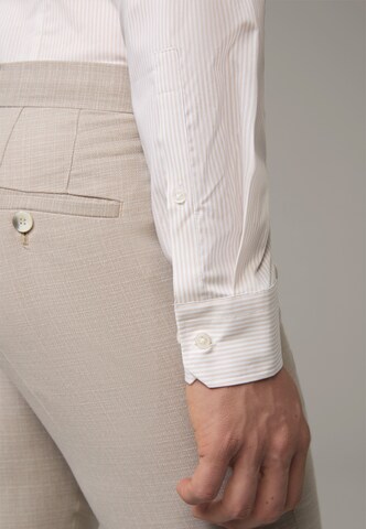 STRELLSON Slim fit Button Up Shirt in White