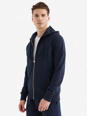 WESTMARK LONDON Sweatvest 'CORE ZIP' in Blauw: voorkant