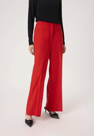 Wide Leg Pantalon à plis 'Cewtona' SOAKED IN LUXURY en rouge : devant