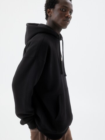 Sweat-shirt Pull&Bear en noir