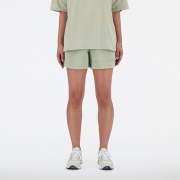 new balance Loosefit Shorts in Grün: Vorderseite