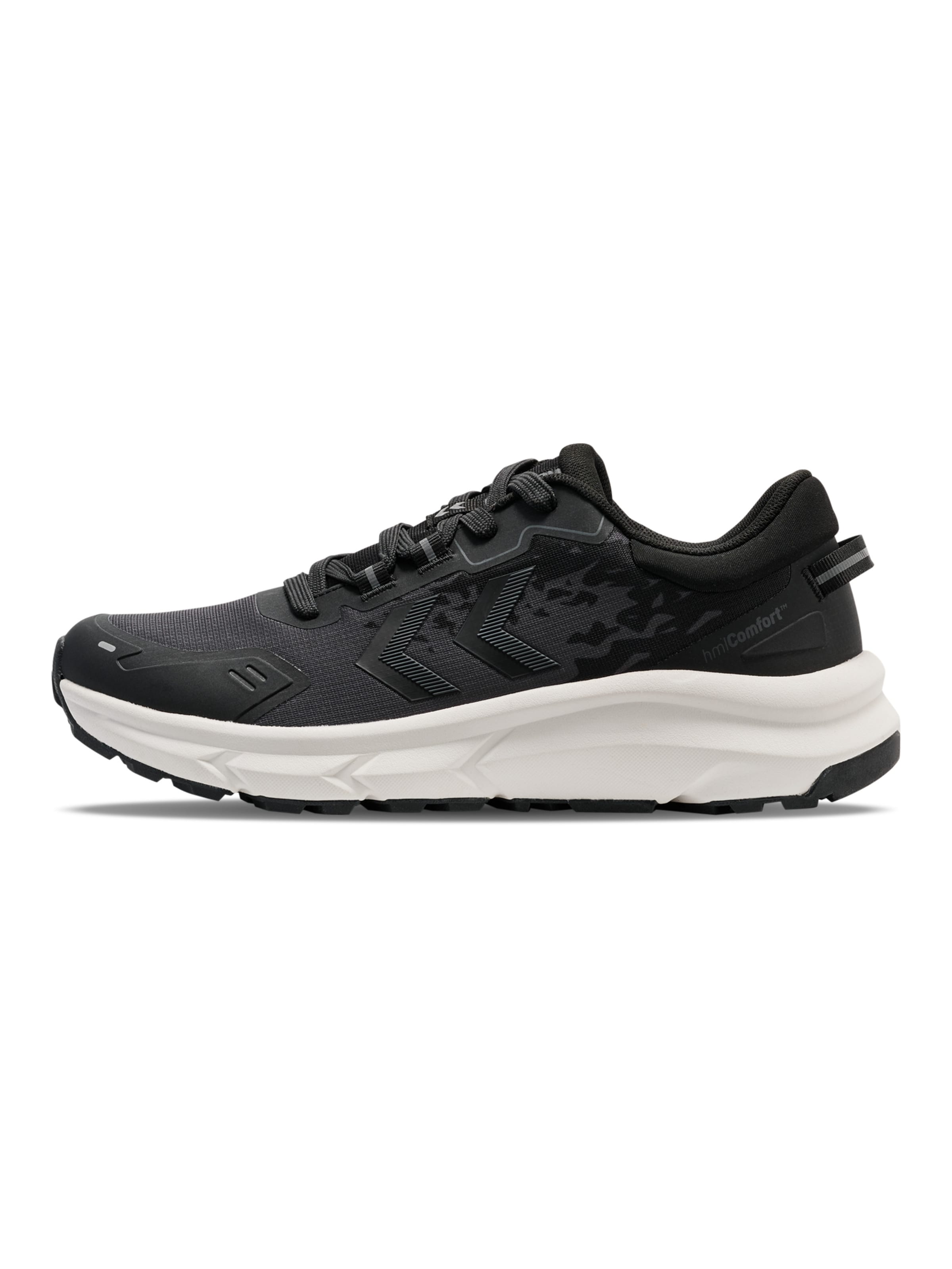 Hummel Platform trainers in Black: front
