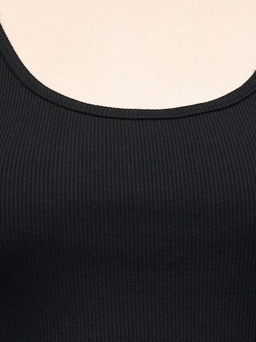 GAP - Top en negro