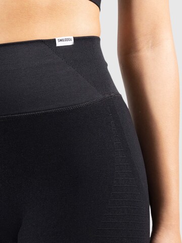 Smilodox Skinny Sports trousers 'Anita' in Black