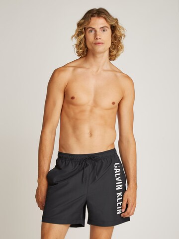 Pantaloncini da bagno di Calvin Klein Swimwear in nero