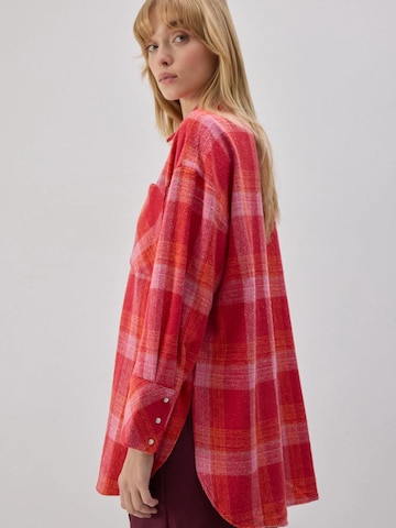 T-shirt 'Lumberships Shirt' Touché Privé en rouge