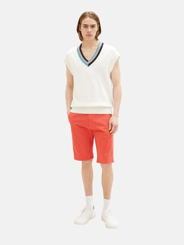 TOM TAILOR DENIM Slimfit Shorts in Rot