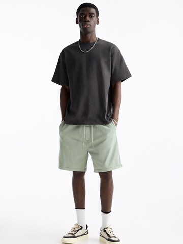 Pull&Bear Regular Broek in Groen