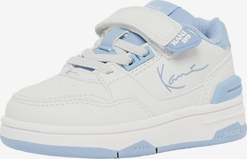 Karl Kani Tennarit 'Lxry 2k' värissä valkoinen: etupuoli