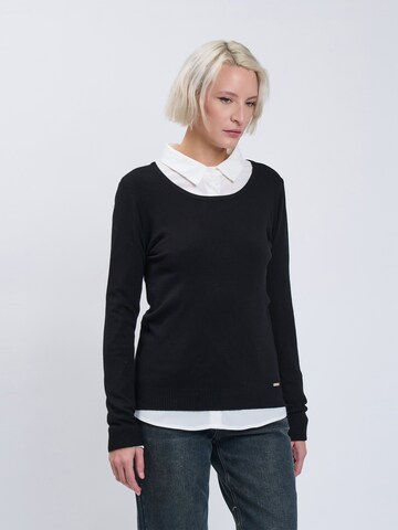 Influencer Sweater in Black: front
