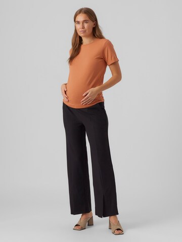 Vero Moda MaternityLoosefit Hlače 'Meddy' - crna boja