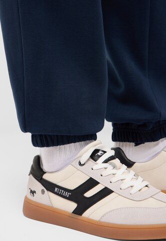 MUSTANG Tapered Pants 'Logan' in Blue