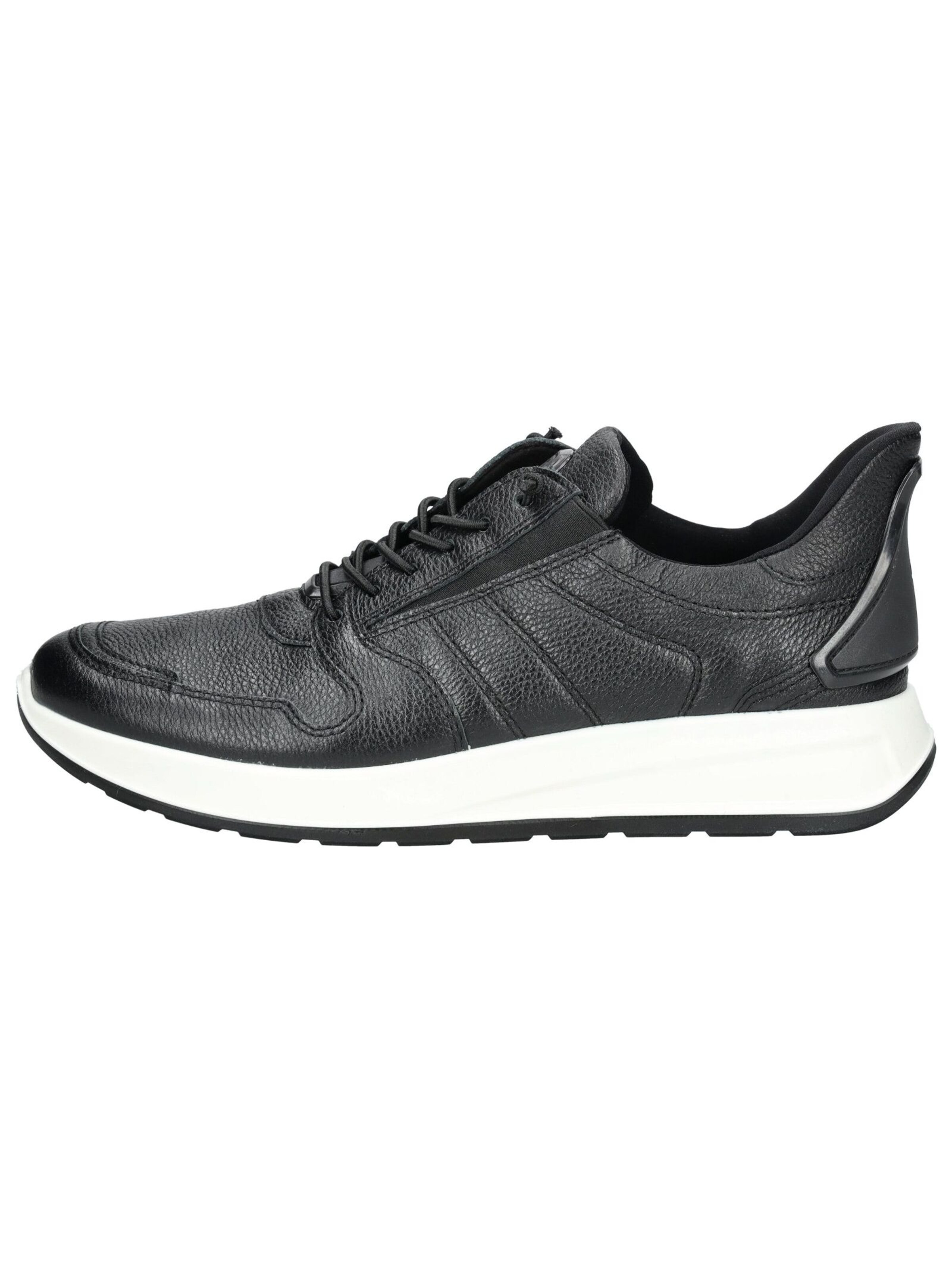 ARA Platform trainers in Black