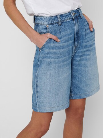 ONLY Regular Pleated Jeans 'Verna' in Blue