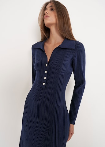 Robe 'ARIA' Camomilla en bleu