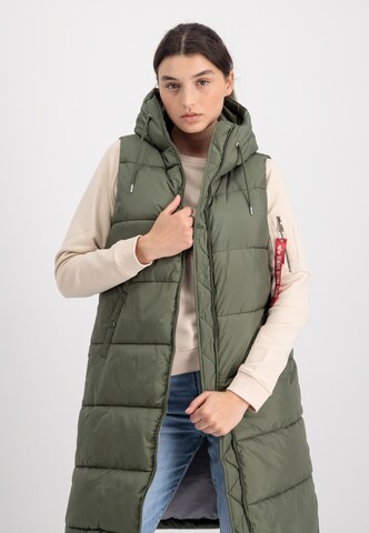 ALPHA INDUSTRIES Vest in Green: front