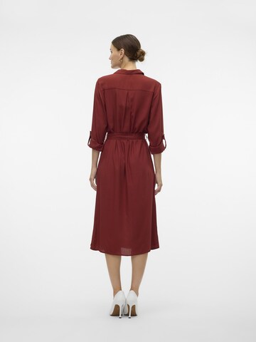 Robe-chemise 'BUMPY' VERO MODA en marron