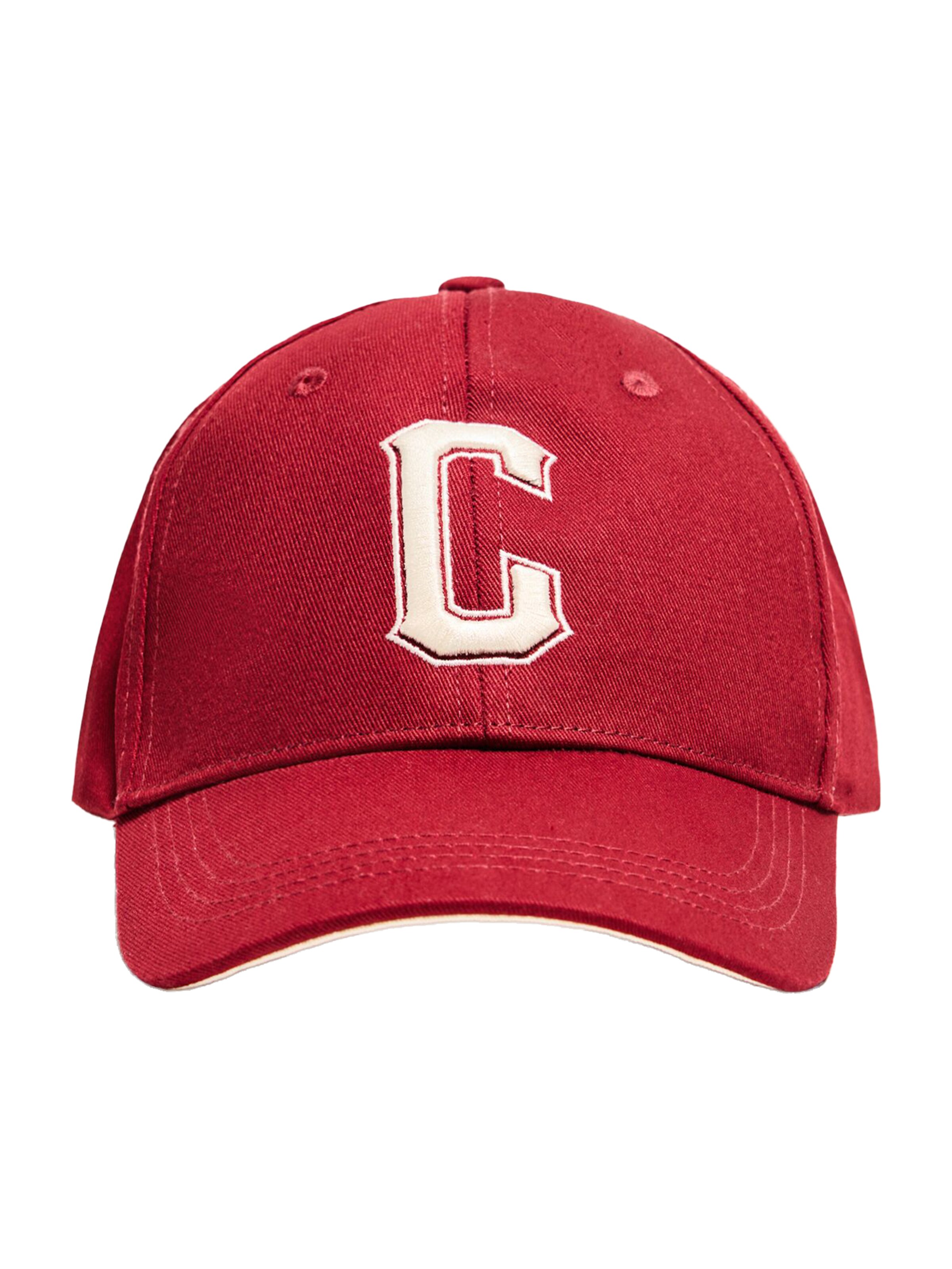 Șapcă de la Bershka pe roșu: față