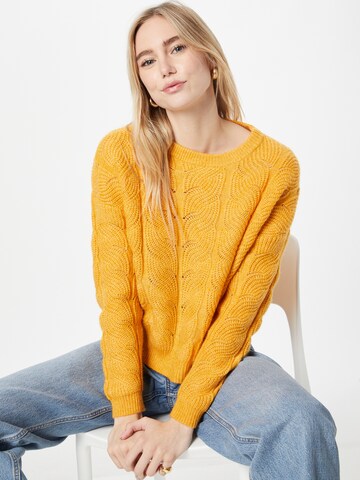 VERO MODA Sweater 'Stinna' in Yellow: front