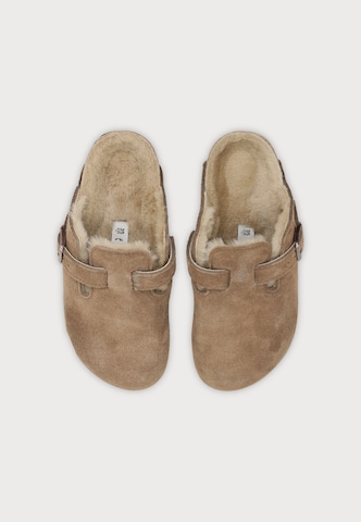 BIRKENSTOCK Nizki natikači 'Boston Shear LEVE' | rjava barva
