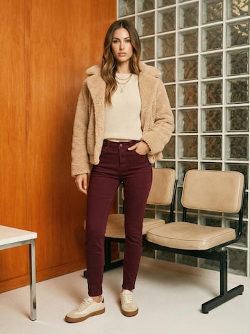Tazzio Skinny Jeans 'F138' in Red