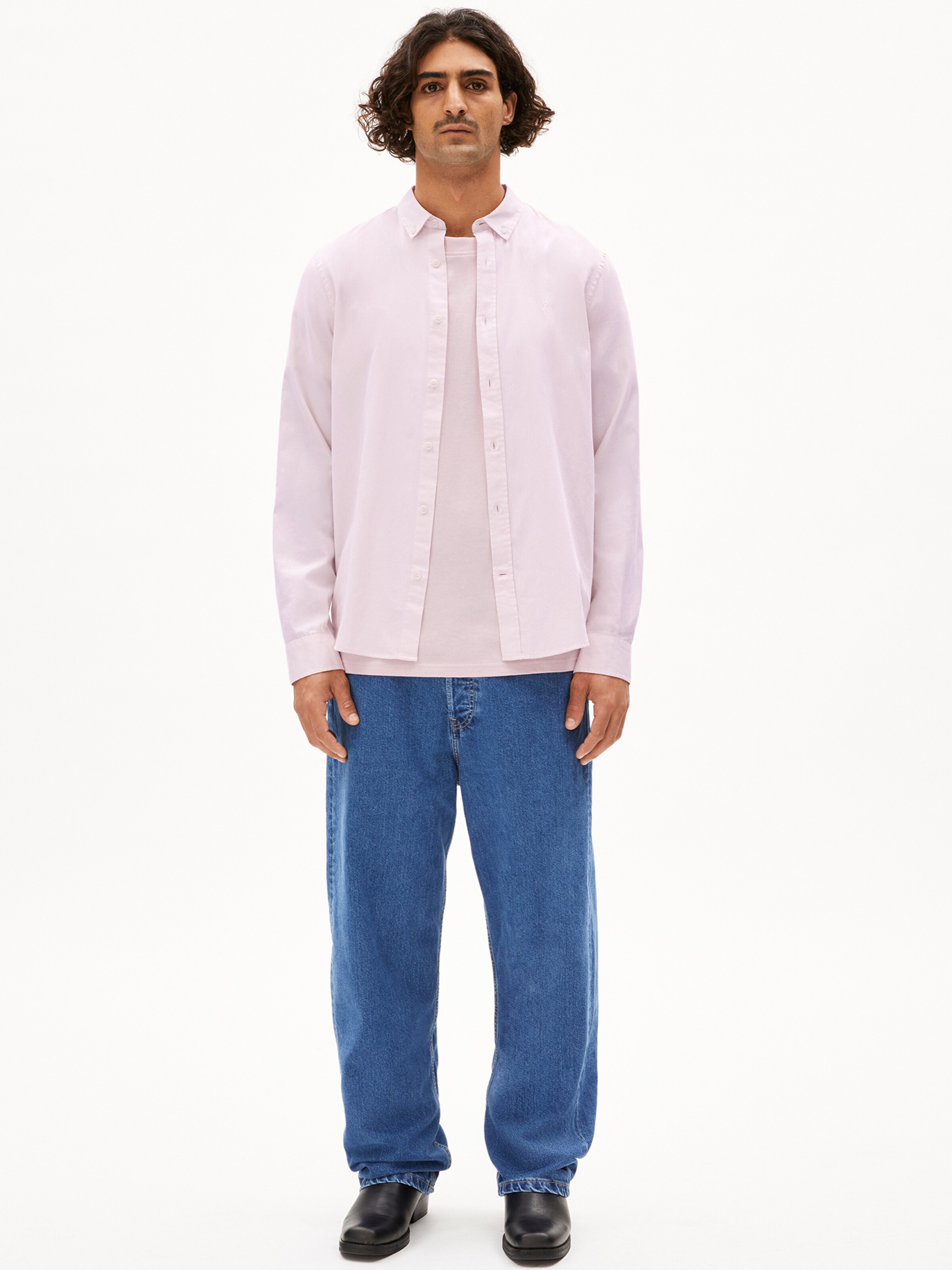 Coupe regular Chemise 'QUAASA' ARMEDANGELS en rose