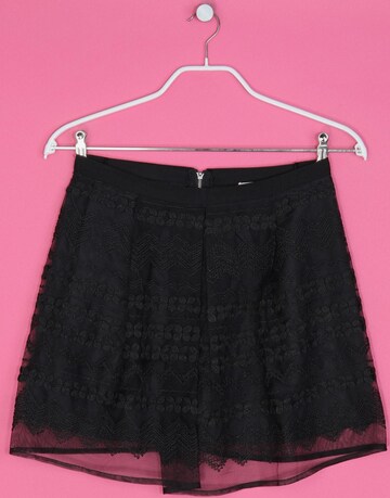 Manosque Skirt in M in Black: front