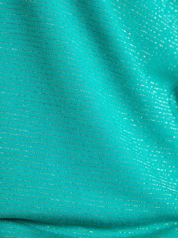 PIECES Curve Μπλουζάκι 'PCBILLO' σε πράσινο