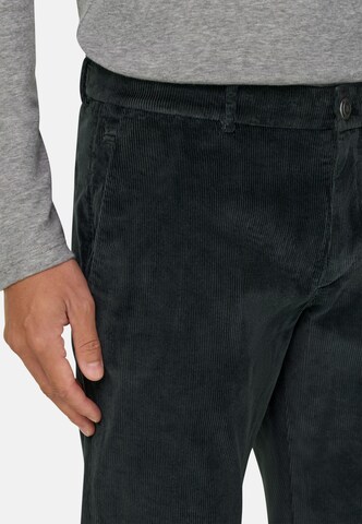 Boggi Milano - Slimfit Pantalón chino en verde: frente