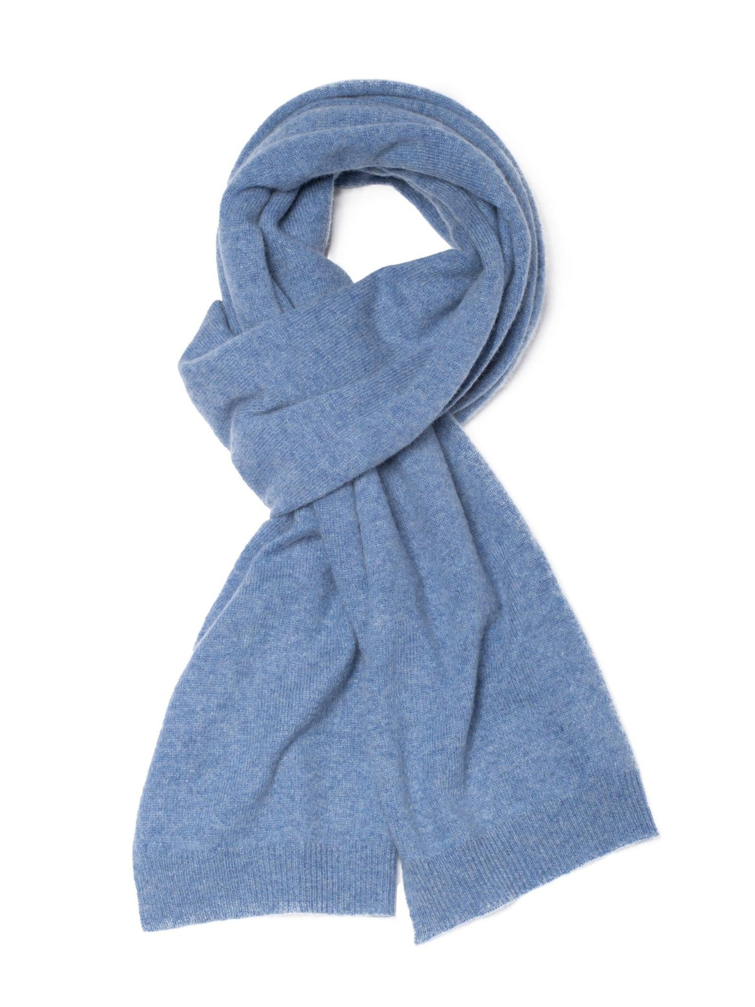 MayTree Scarf in Blue: front
