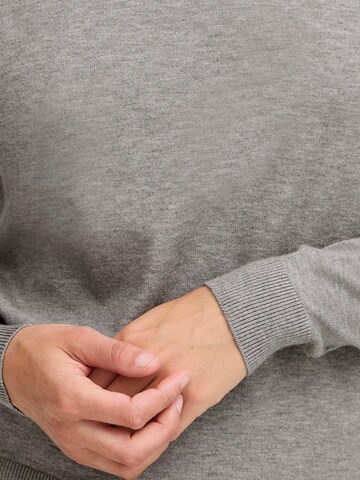 Oxmo Sweater ' OXISCANNY LS ' in Grey