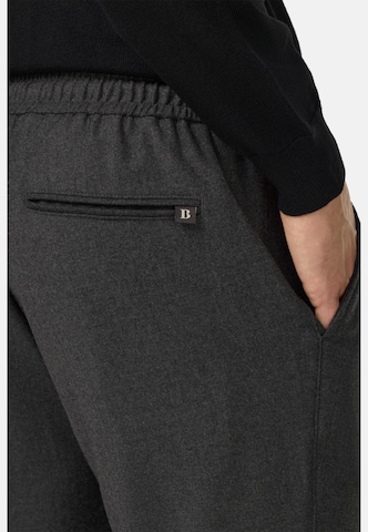 Coupe slim Pantalon à pince Boggi Milano en gris