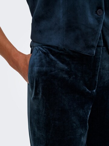Loosefit Pantaloni 'ONLKAYLE-ELSY' di ONLY in blu